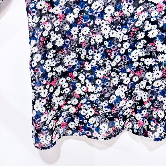 REITMANS Black floral sheer blouse - Picture 6 of 10